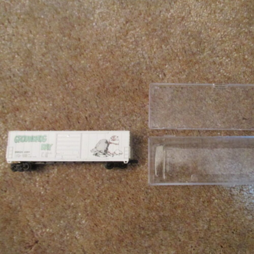Punxsutawney Phil Groundhog Day Bev Bel Train boxcar N gauge